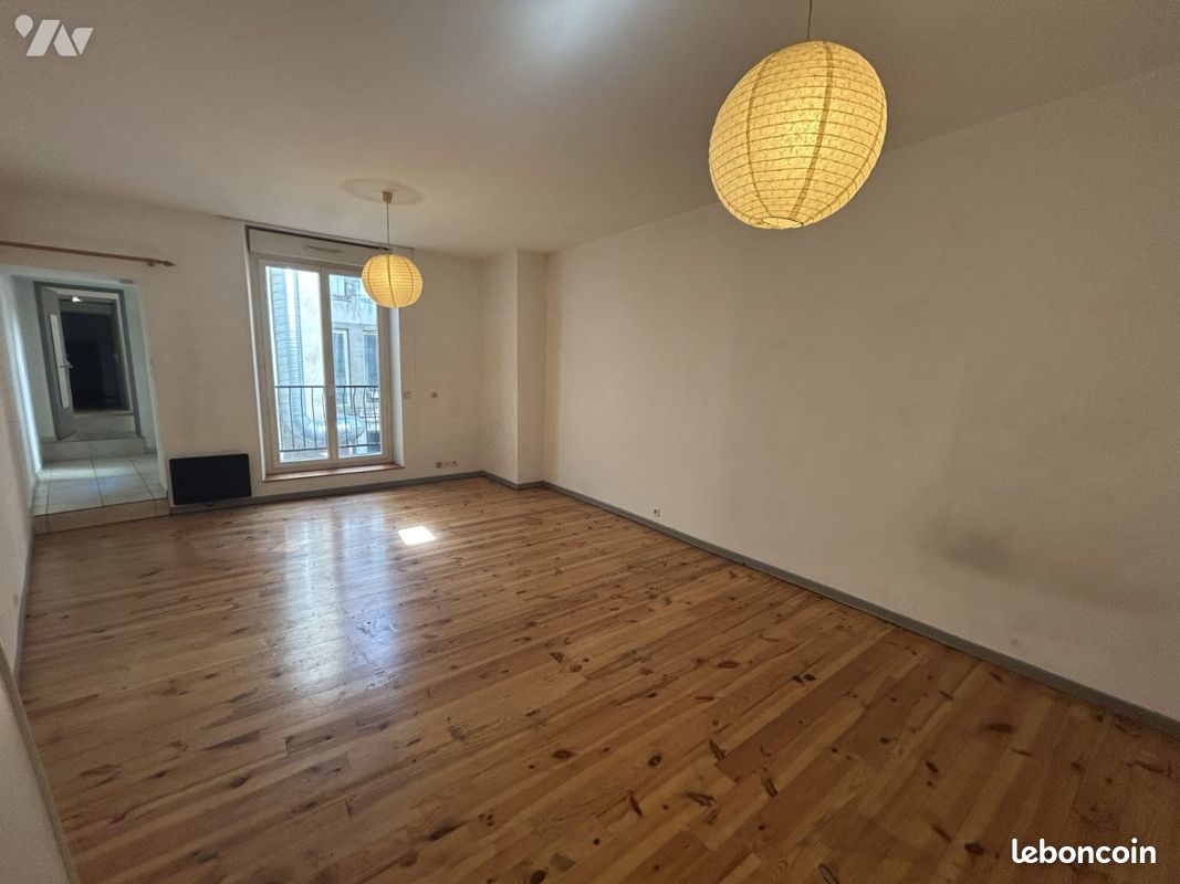 Appartement 1 pièce 43 m² (image 1)