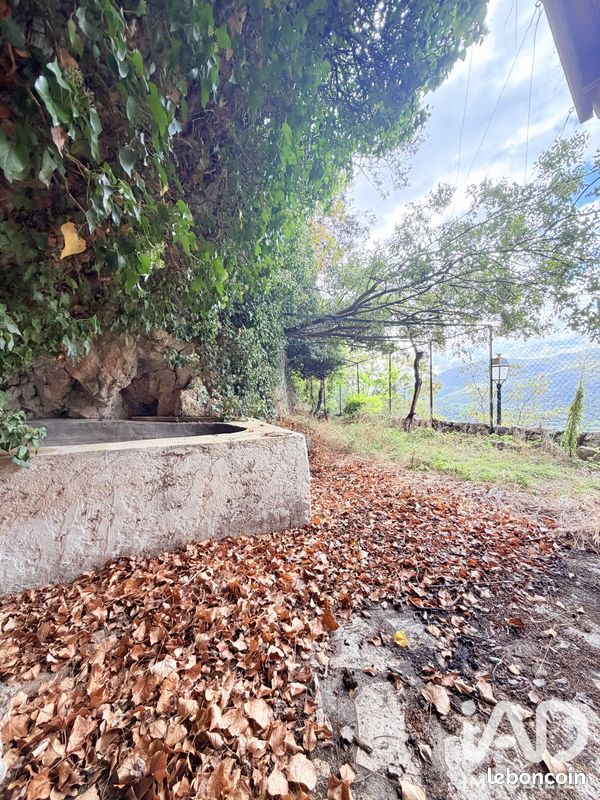 Maison 5 pièces 103 m² · à Gilette · 103 m² · 335 000 €