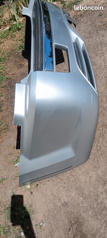 Pare choc arriere jeep grand cherokee wk srt8 6.1 (image 3)