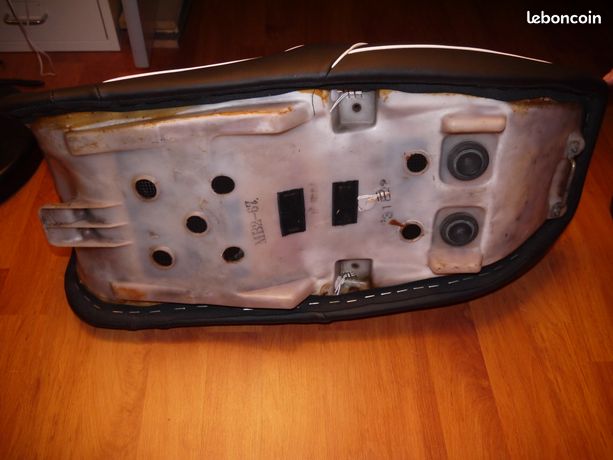 Selle Honda VF 1000 F – 1984-1987 – Pour Restauration