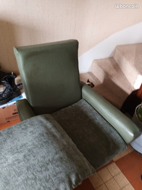 Lot deux fauteuils vintage verts (image 4)