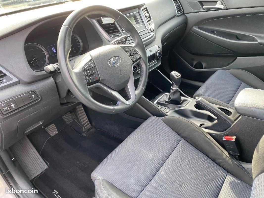 Hyundai Tucson 1.7 CRDI 115 BUSINESS 2WD (image 9)