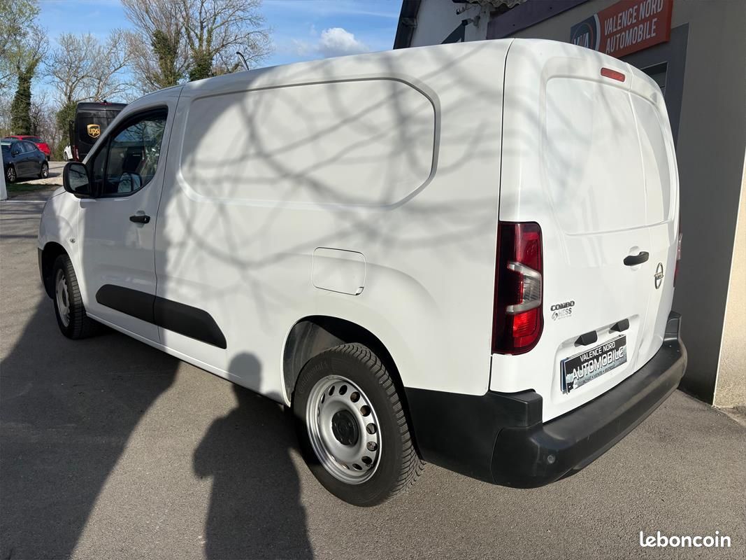Opel Combo LONG L2H1 100CV - 59 900KM / 2022 11 700ht GARANTIE 6 MOIS (image 6)