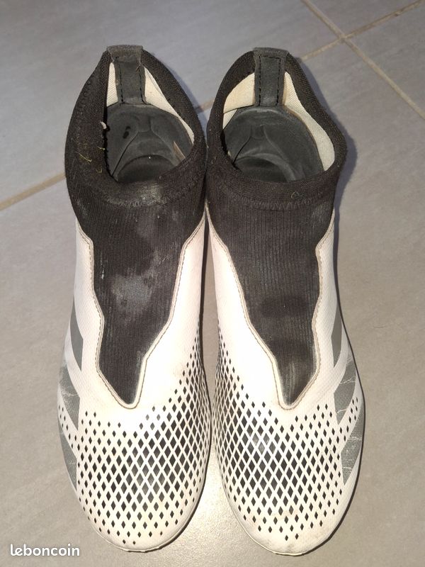 Chaussures de football Adidas Predator taille 38 1/3 (image 1)