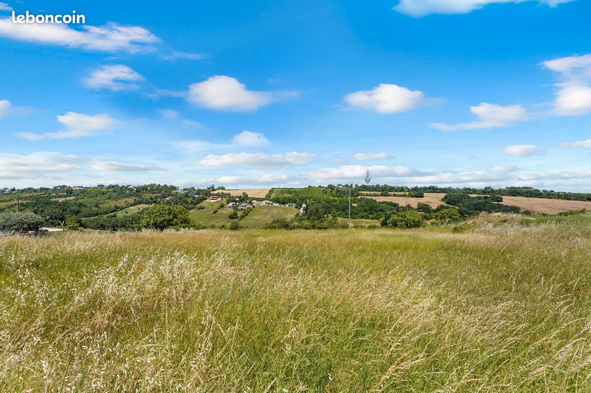 Terrain 1707 m² · à Pechbusque · 1 707 m² · 239 000 €