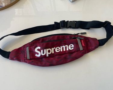 Sacoche SUPREME camouflage rouge Accessoires Bagagerie - Main Image