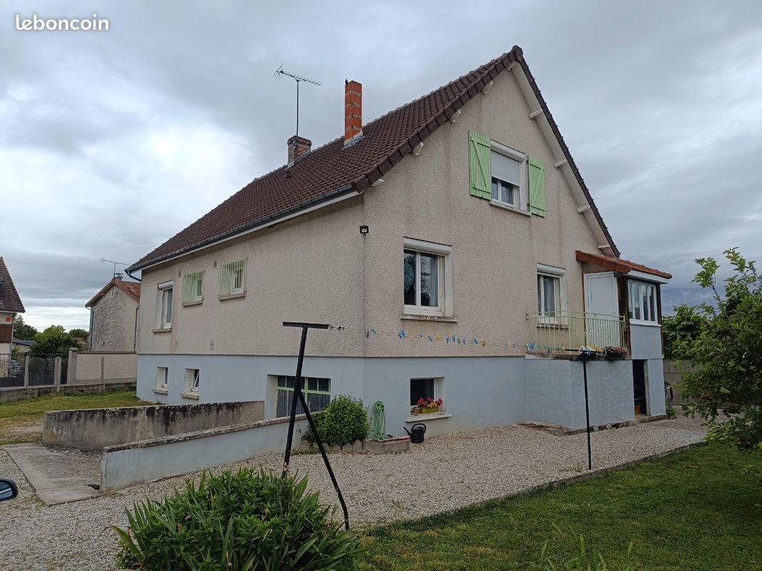 Maison 6 pièces 146 m² · à Bagneux · 146 m² · 158 000 €