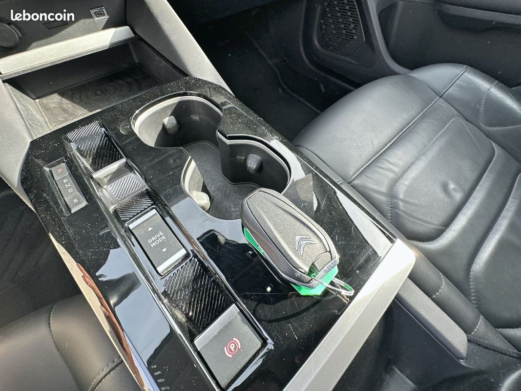CITROEN C5 X Hybride Rechargeable 225 S&S e-EAT8 Shine (image 25)