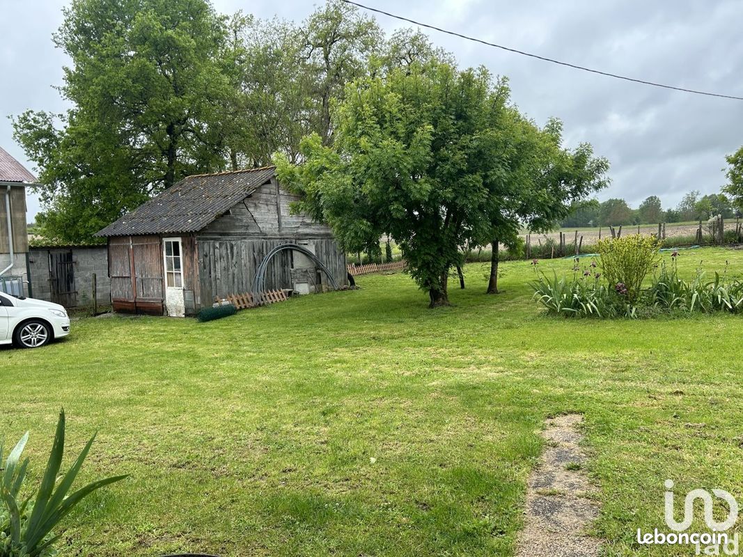 Maison 11 pièces 280 m² - Chalais 16210 (image principale 5)
