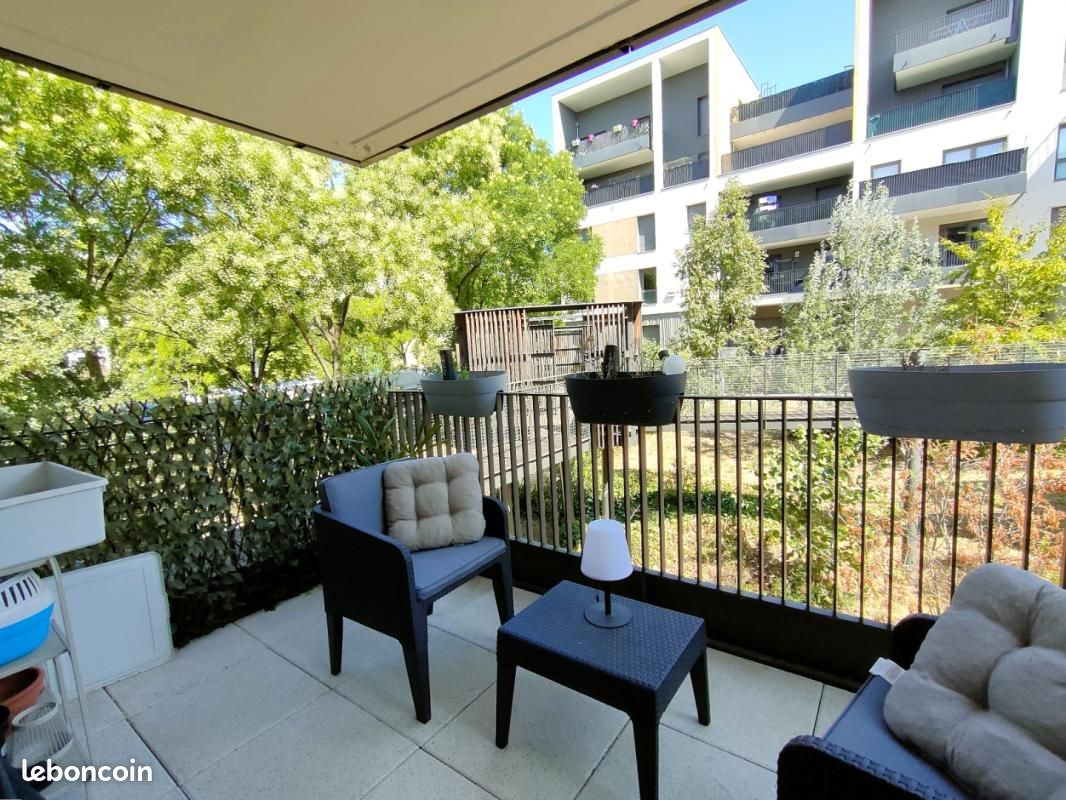 Appartement 2 pièces 42 m² · à Rillieux-la-Pape · 42 m² · 860 €