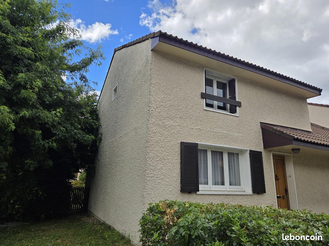 Maison 4 pièces 88 m² · à Saint-Denis · 88 m² · 285 000 €