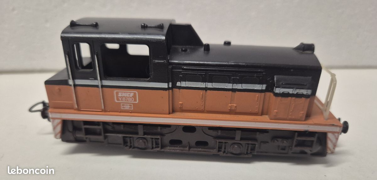 Train LIMA 9 locomotives SNCF ho (image 8)