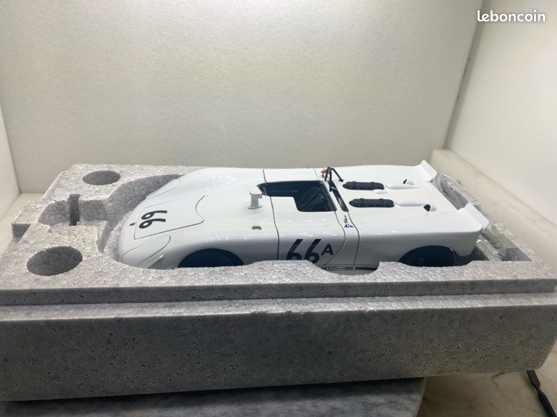 Porsche 908/02 #66 Holtville Steve mac Queen 1970 Autoart 1/19 (image 2)
