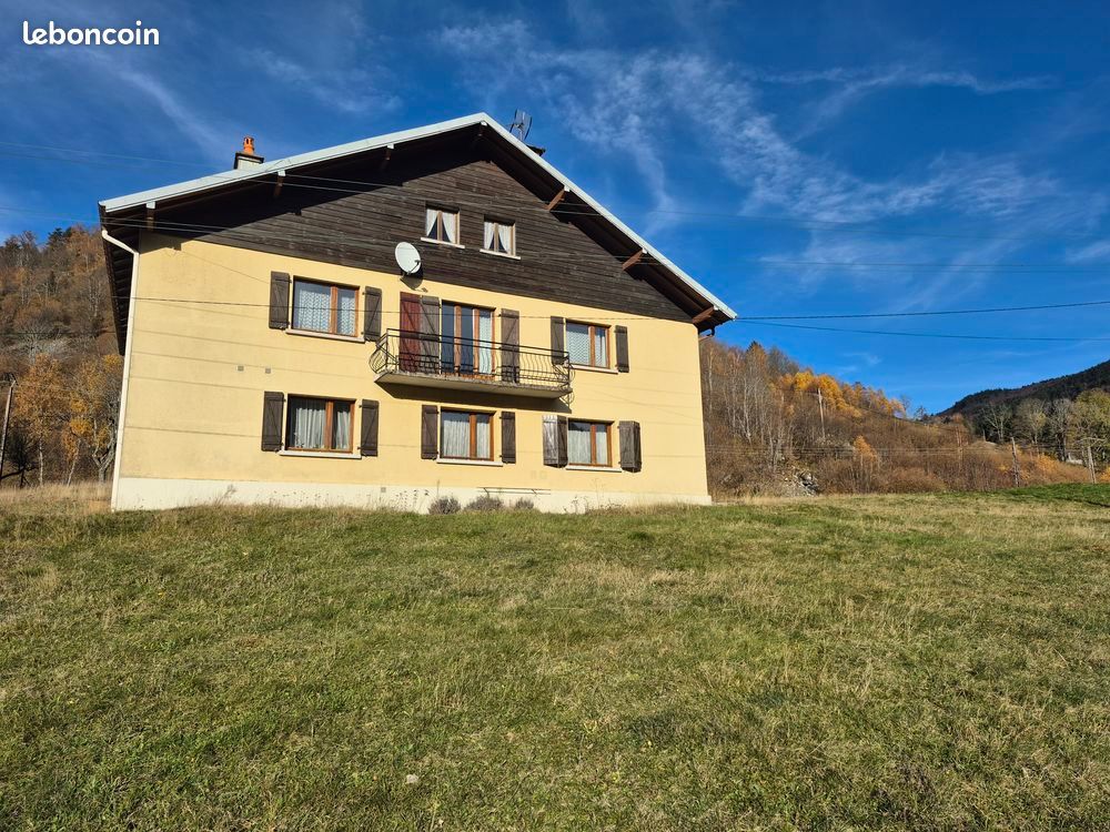 Maison 8 pièces 195 m² · à Ventron · 195 m² · 345 000 €