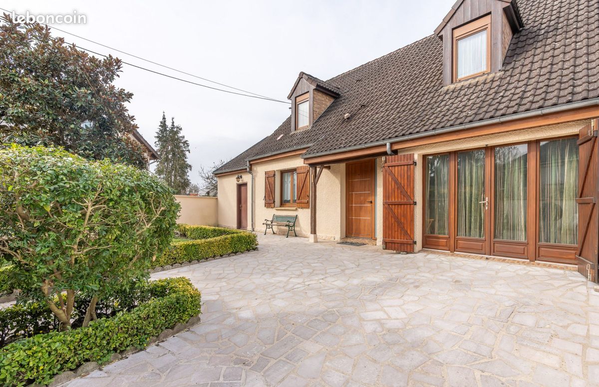 Maison 7 pièces 125 m² · à Pontault-Combault · 125 m² · 410 000 €
