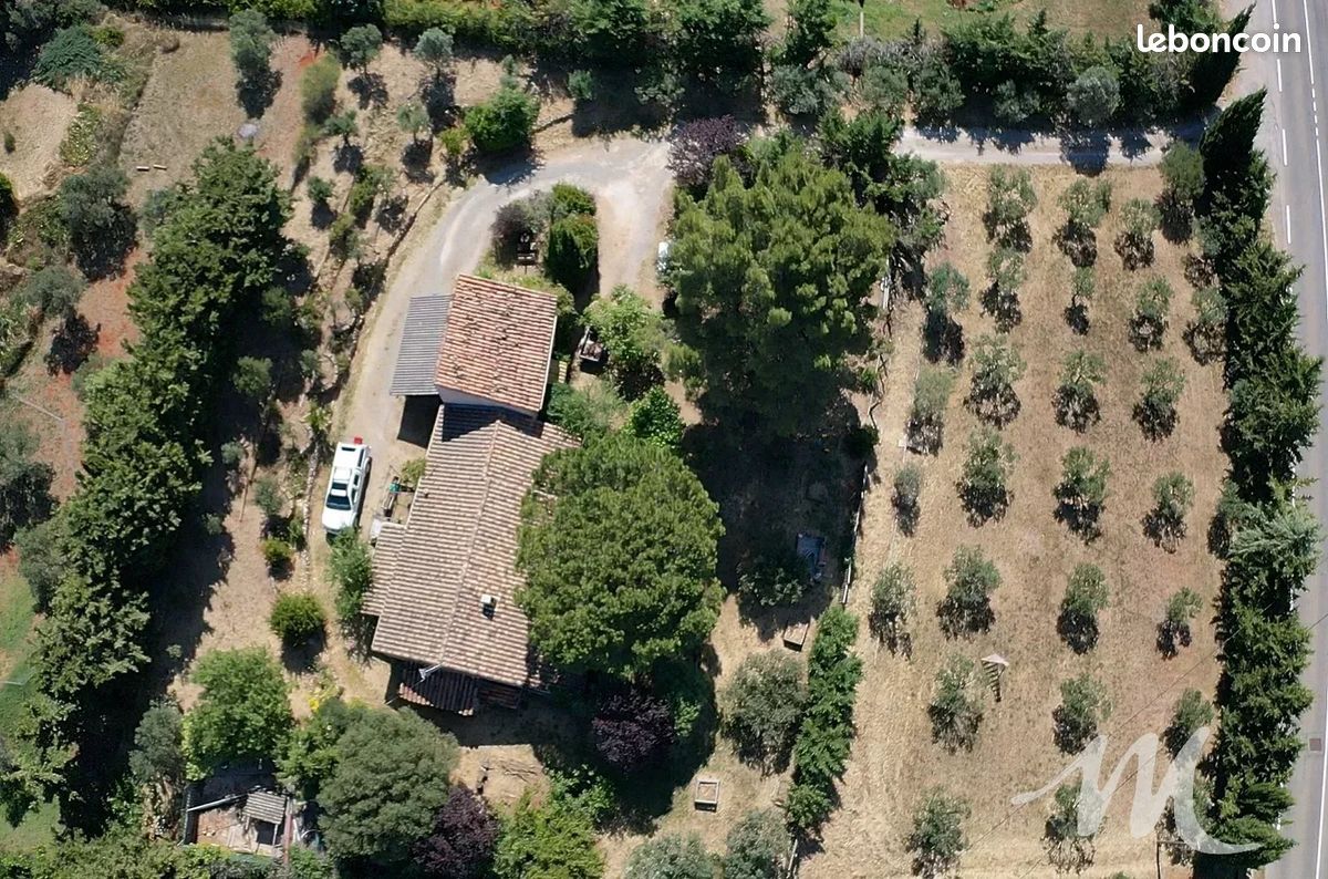 Maison 3 pièces 85 m² · à Aups · 85 m² · 274 000 €