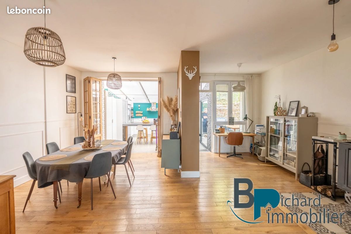 Maison 8 pièces 171 m² · à Laon · 171 m² · 267 000 €