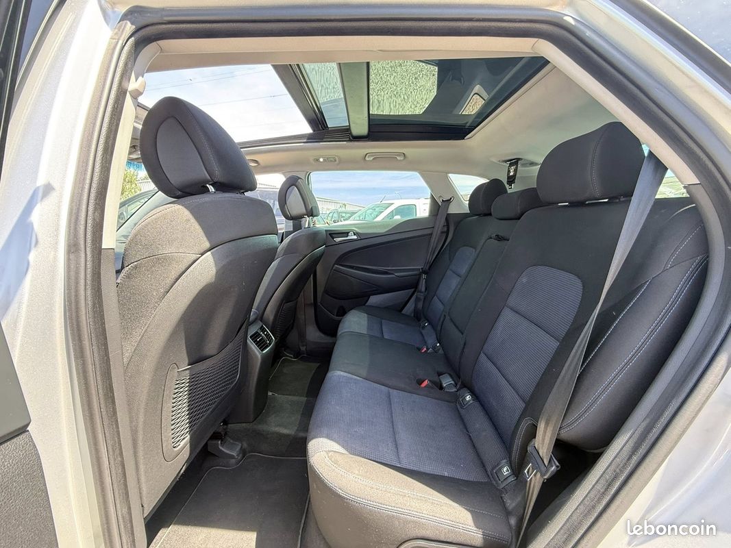 Hyundai TUCSON 2.0 CRDI 136CH EXECUTIVE 4WD (image 6)