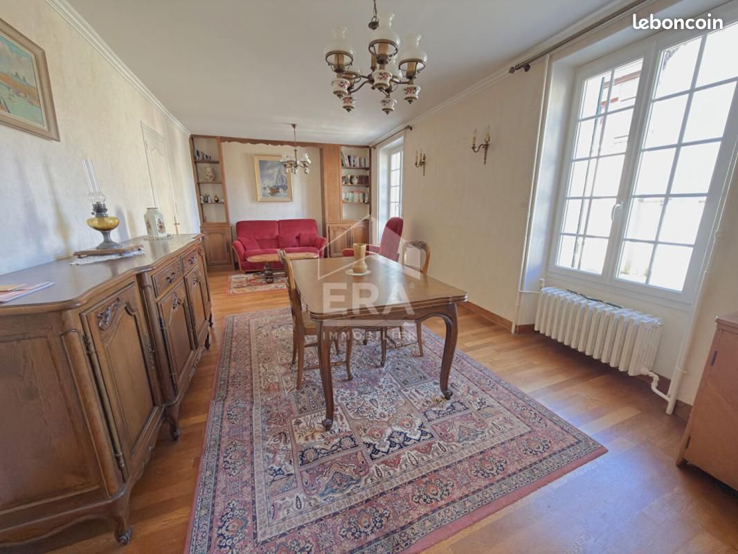 Maison 7 pièces 130 m² · à Mormant · 130 m² · 243 000 €