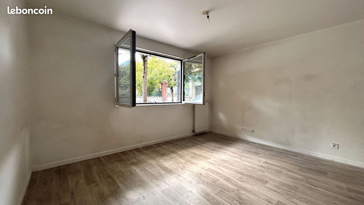Appartement 2 pièces 41 m² · à Nanterre · 41 m² · 290 000 €