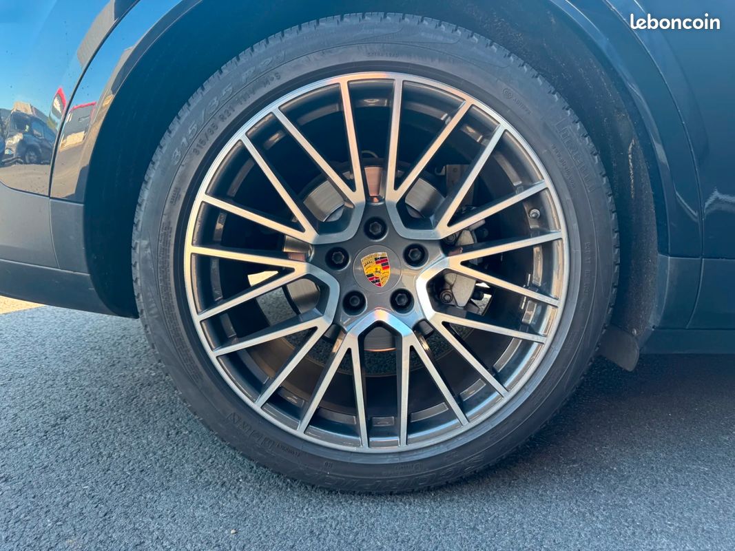 PORSCHE CAYENNE 3.0 V6 340 ch Tiptronic BVA S I Garanție I Suivi Porsche (image 10)