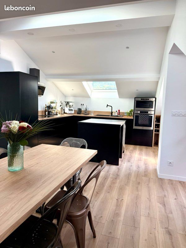 Appartement 3 pièces 109 m² · à Saint-Étienne · 109 m² · 185 000 €