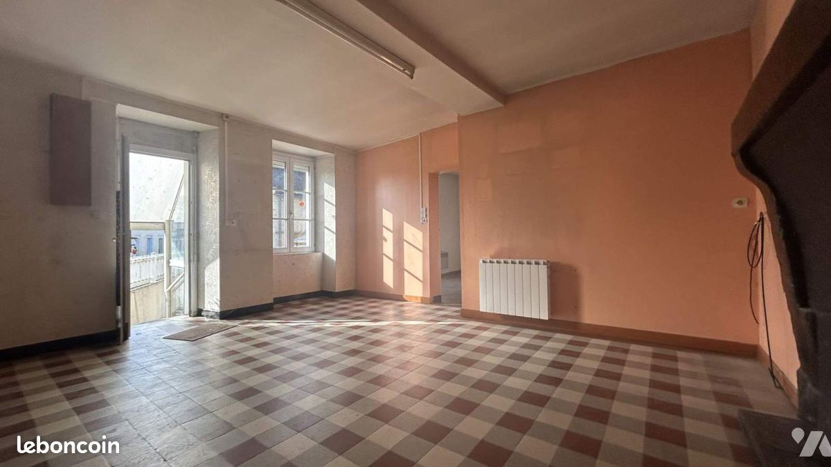 Maison 2 pièces 41 m² · à Château-Gontier-sur-Mayenne · 41 m² · 69 500 €