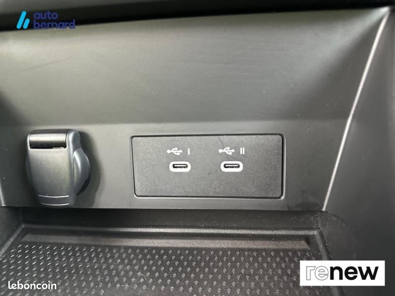Renault Captur 1.6 E-Tech full hybrid 145ch Techno (image 16)