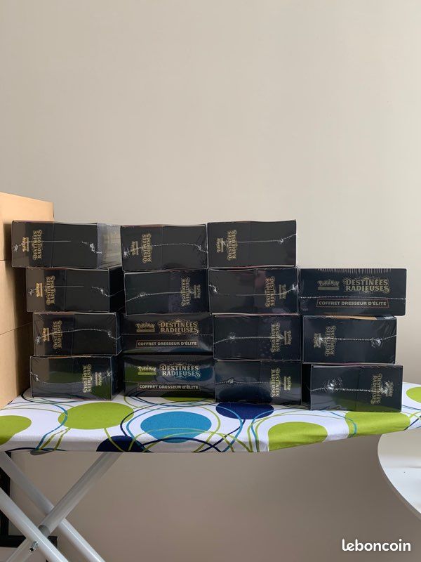 Coffret Dresseur d’Elite Destinées Radieuses ETB4.5 Pokemon (image 3)