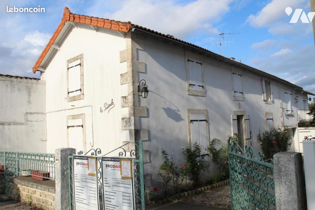 Maison 5 pièces 97 m² · à Saint-Gelais · 97 m² · 106 893 €