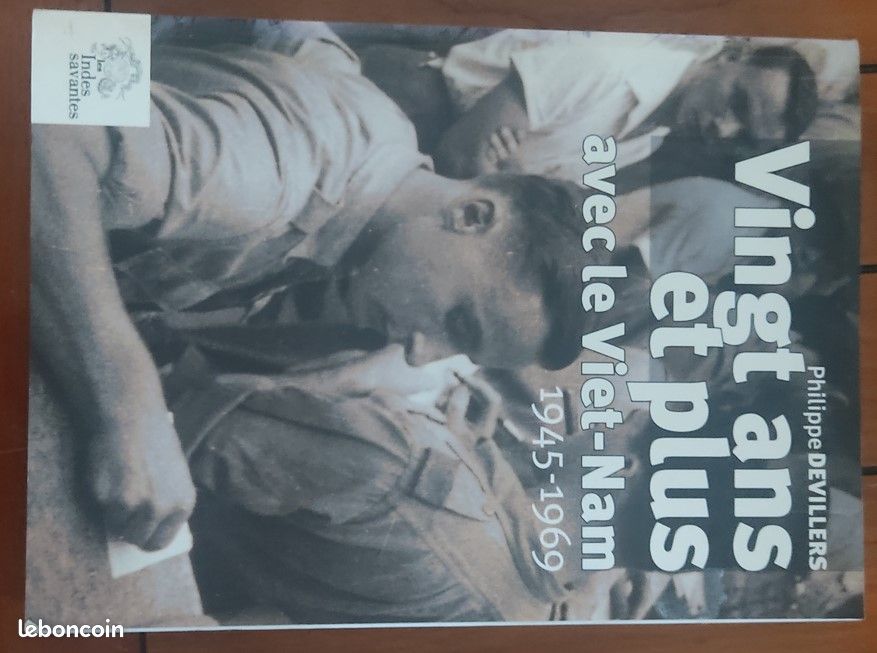 5 livres guerre Viet -Nam (image 1)