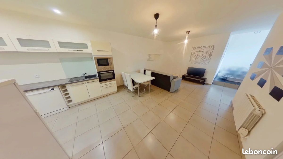 Appartement 2 pièces 51 m² · à Saint-Étienne · 51 m² · 499 €