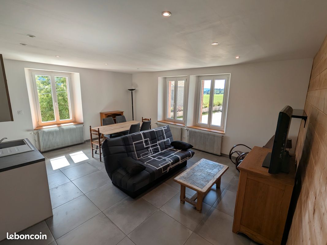 Appartement 4 pièces 71 m² · à Saint-Point-Lac · 71 m² · 1 215 €/mois