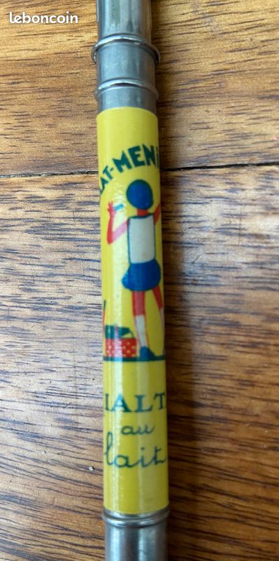 CHOCOLAT MENIER : Ouvrage de référence abondamment illustré sur les