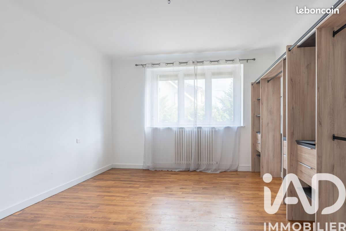 Propriété 4 pièces 188 m² (image 11)