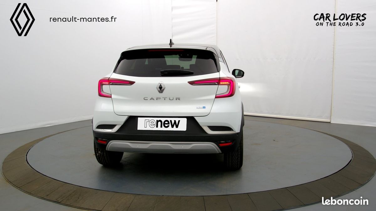 RENAULT Captur E-Tech 145 - 21B Initiale Paris (image 4)