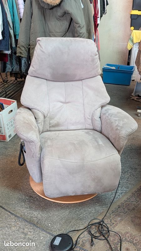 Fauteuil relax releveur électrique himolla (image 1)