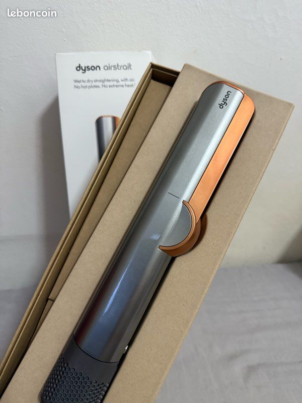 Dyson Airstrait (image 2)