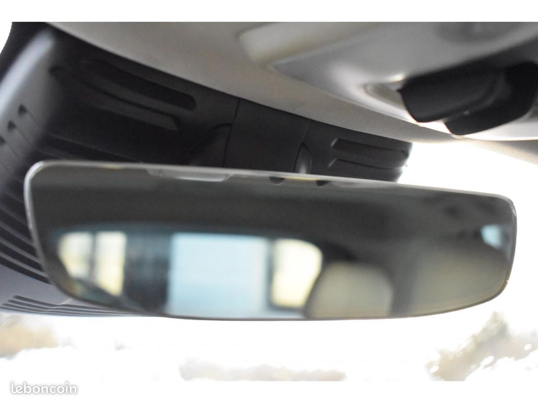 VOLVO XC60 T5 AWD 245 ch Xénium Geartronic A (image 30)