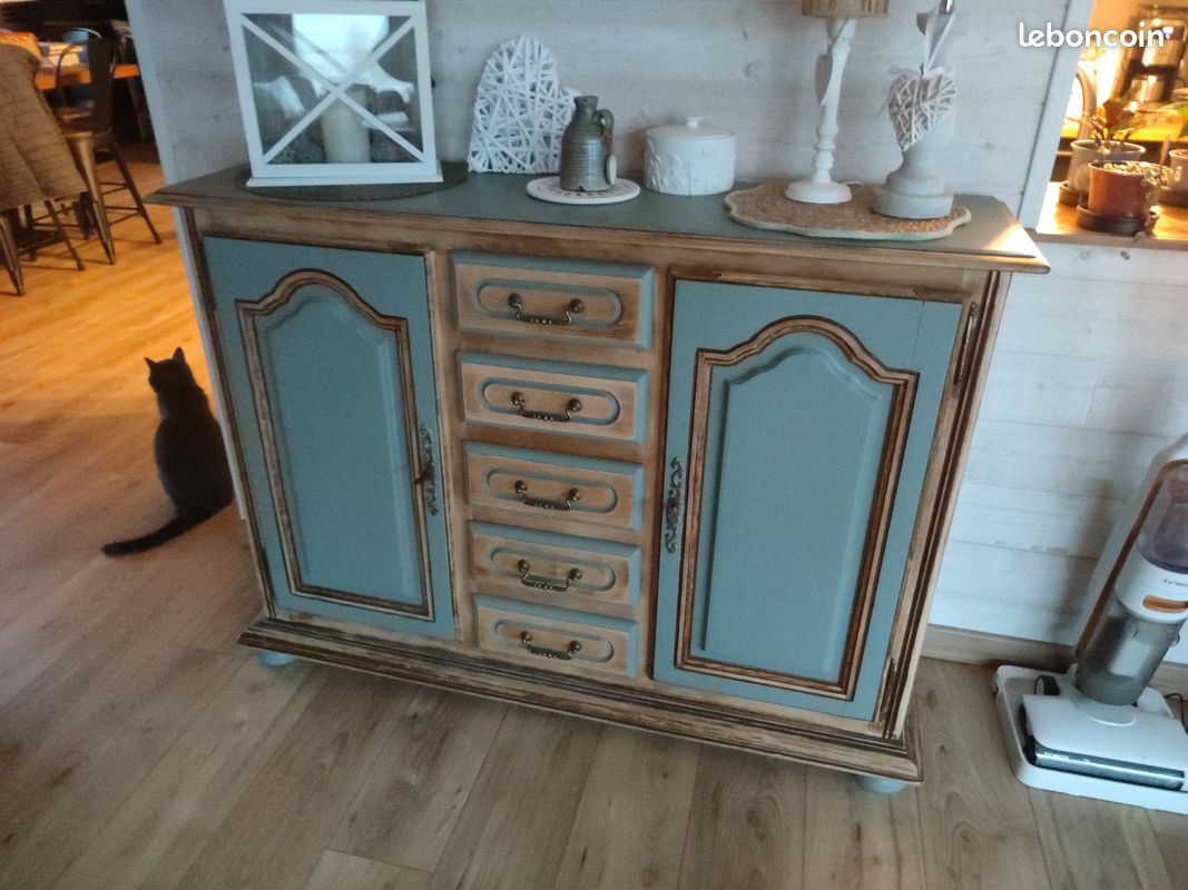 Buffet ancien rénové (image 1)