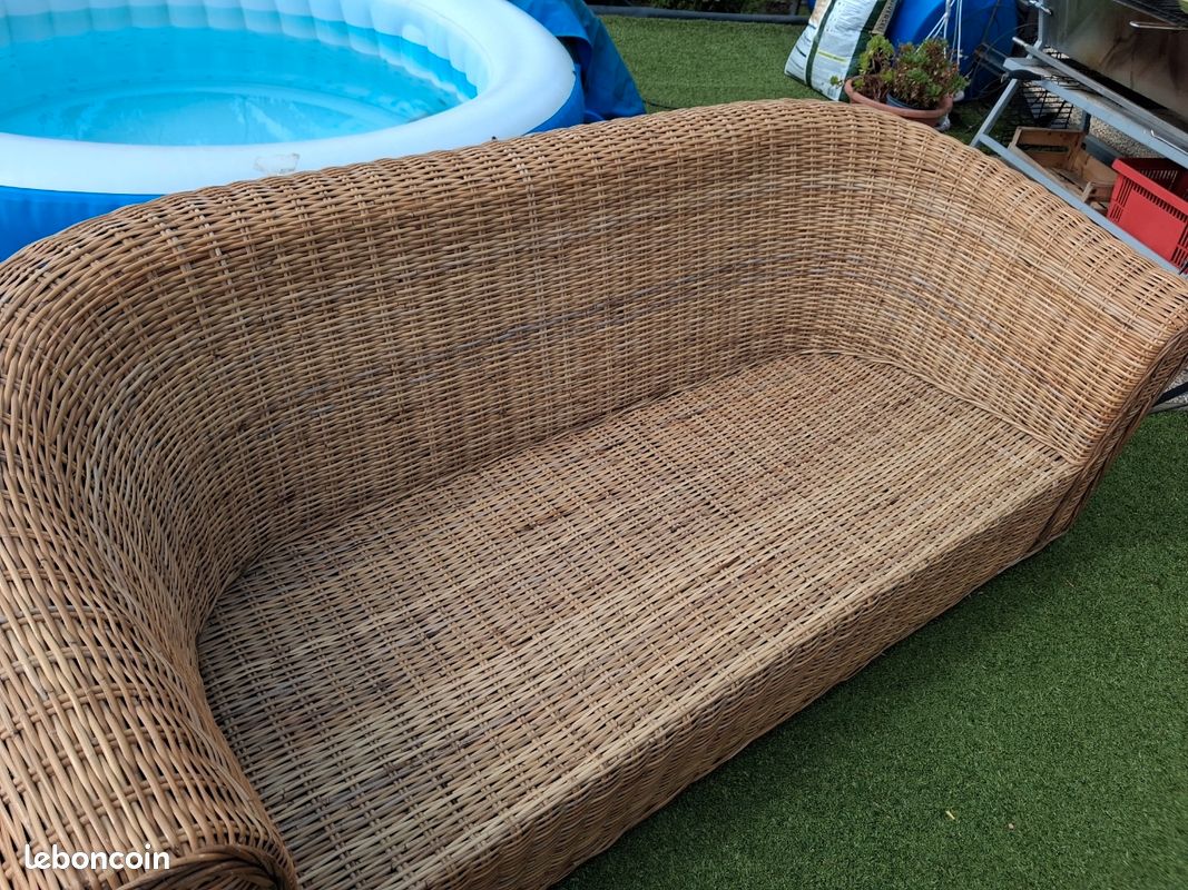Salon jardin en rotin (image 2)