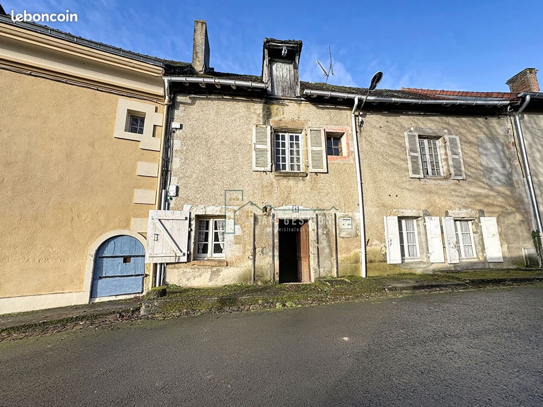 Maison 4 pièces 120 m² · à Magnac-Laval · 120 m² · 23 000 €