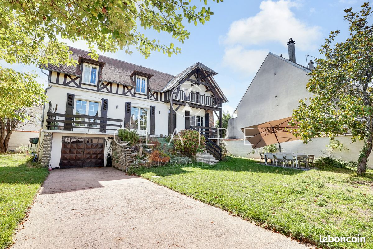 Maison 7 pièces 204 m² · à Villiers-sur-Marne · 204 m² · 884 000 €