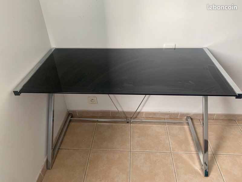 Bureau (image 2)