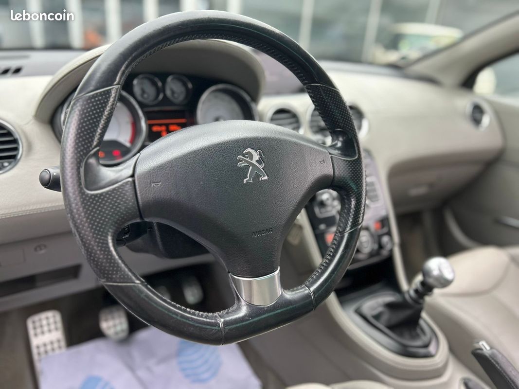 Peugeot 308 CC 2.0 HDI 163 Féline 308 CC 2.0 HDI 163 Féline (image 15)