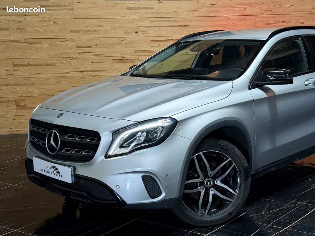 MERCEDES GLA 200 d 7-G DCT Sensation - Caméra - Hayon - Entretien Mercedes - Garantie 12 Mois (image 20)