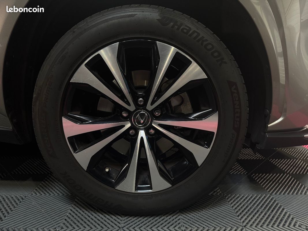 LEXUS NX MY21 300h 2WD Design Hybride (60 500 km - État irréprochable) (image 10)