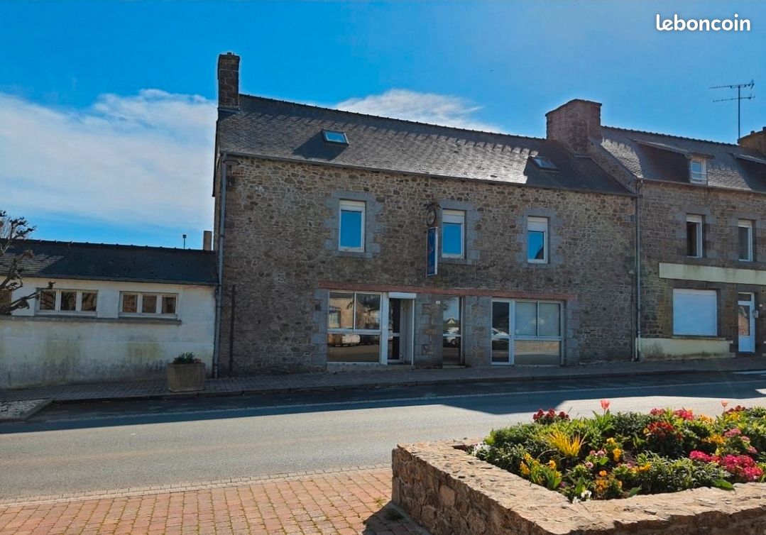 Maison 7 pièces 170 m² · à Châtelaudren-Plouagat · 170 m² · 120 000 €
