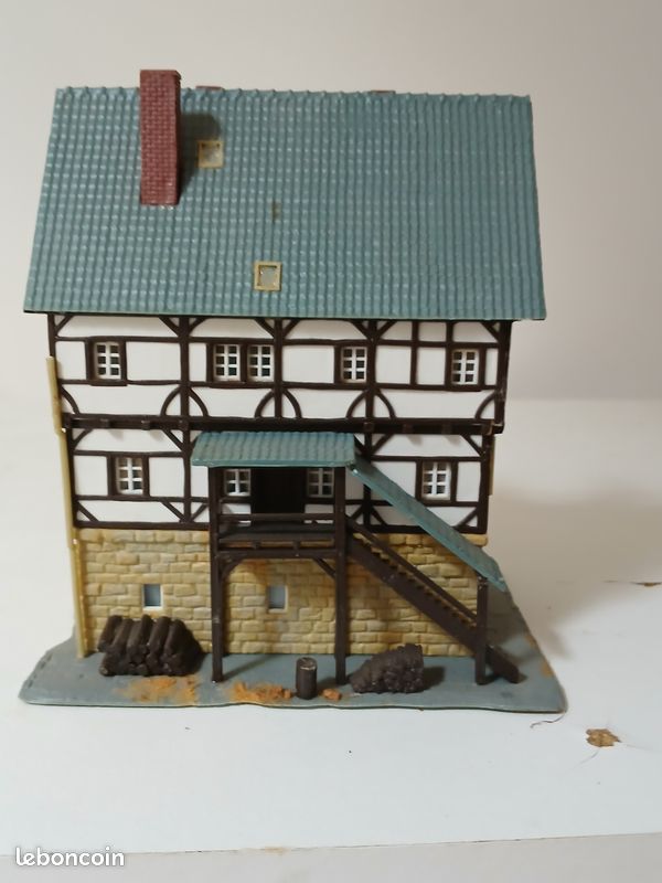 HO :MAQUETTE D'UNE MAISON de KIBRI NEUF en BO ref 8430 EUR 19,50 HO :MAQUETTE D'UNE MAISON de KIBRI NEUF en BO ref 8430 EUR 19,50