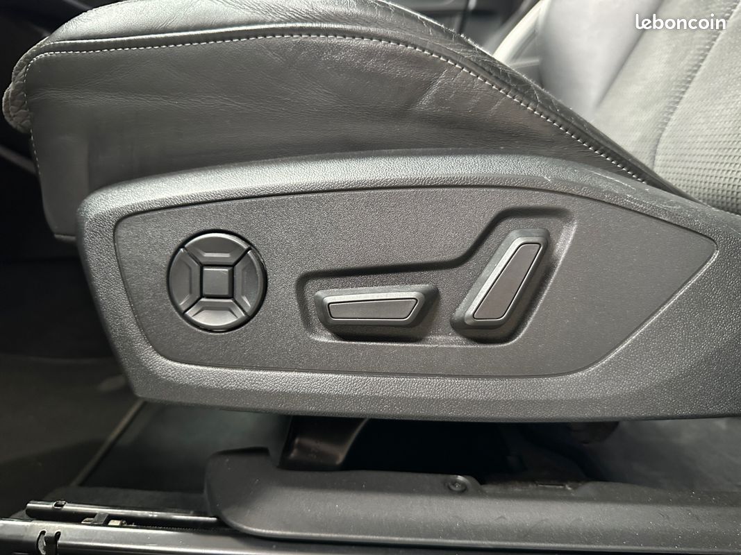 AUDI Q3 35 TDI 150ch S tronic 7 S Edition Car Play Sièges Electriques Caméra de Recul Virtual Cockpit Régulateur de Vitesse Garantie 12 mois (image 20)